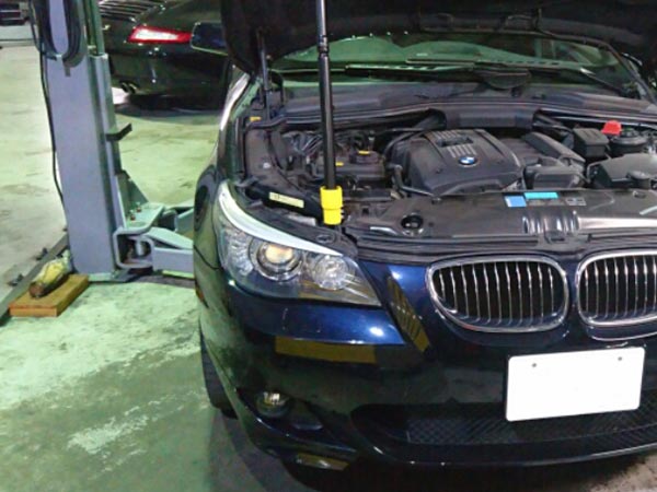 BMW 5シリーズ E60 525i 車検点検修理