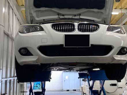 BMW5シリーズ E61 足廻り整備