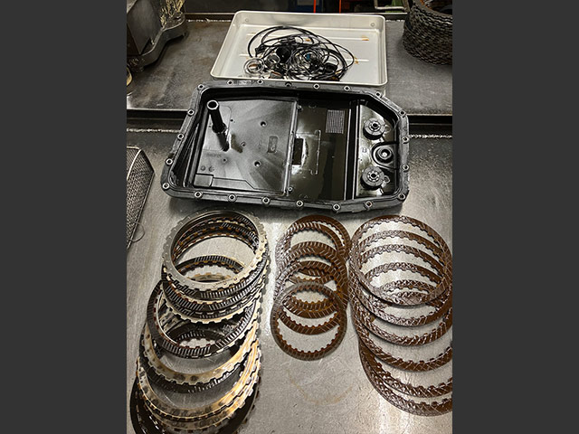 bmw 6シリーズ A/Tクラッチ交換修理